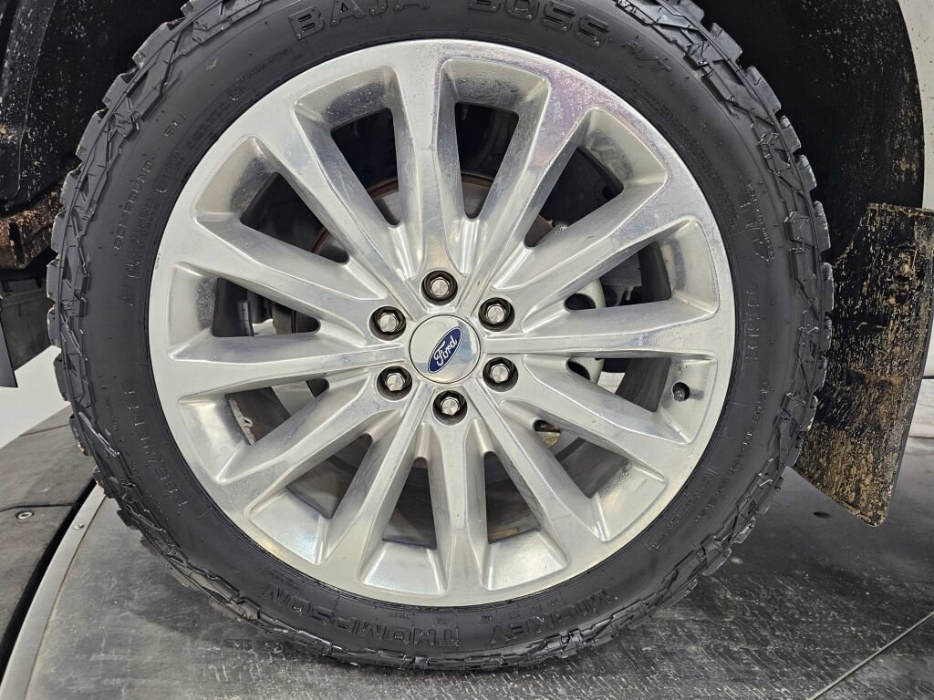 Used 2019 Ford F150 Limited w/ Trailer Tow Package image 10