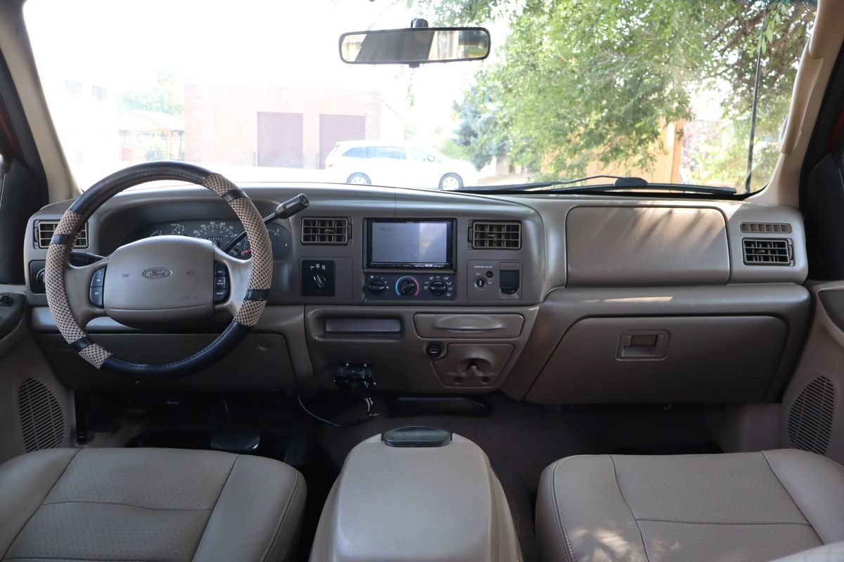 Used 2001 Ford F250 Lariat AWD/4WD image 16