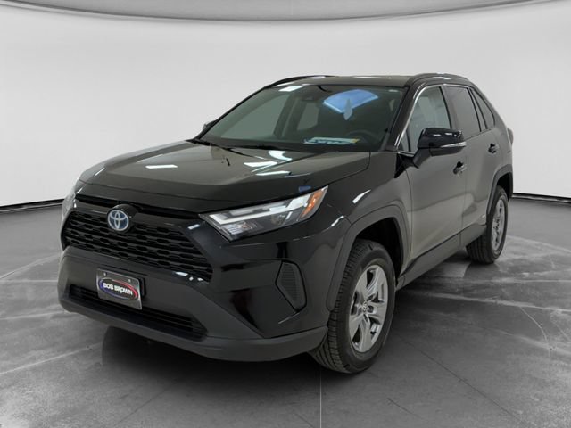 Used 2023 Toyota RAV4 XLE w/ Convenience Package AWD/4WD image 7