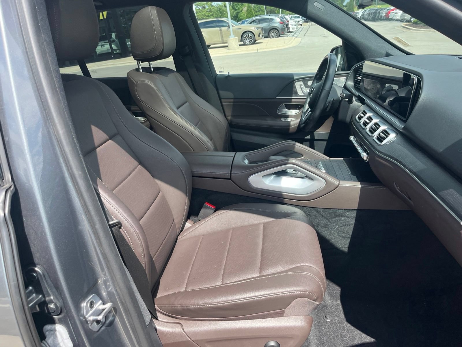 Used 2023 Mercedes-Benz GLE 350 4MATIC w/ AMG Line Exterior image 42