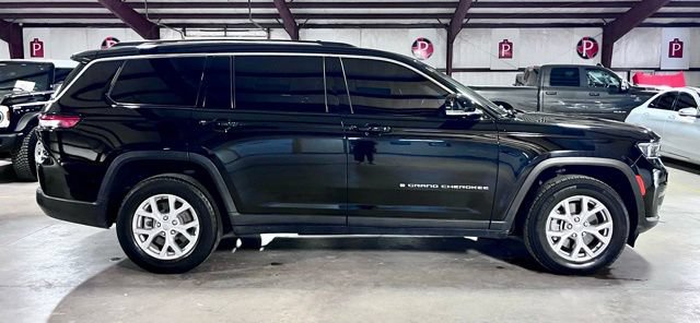 Used 2021 Jeep Grand Cherokee L Limited AWD/4WD image 2