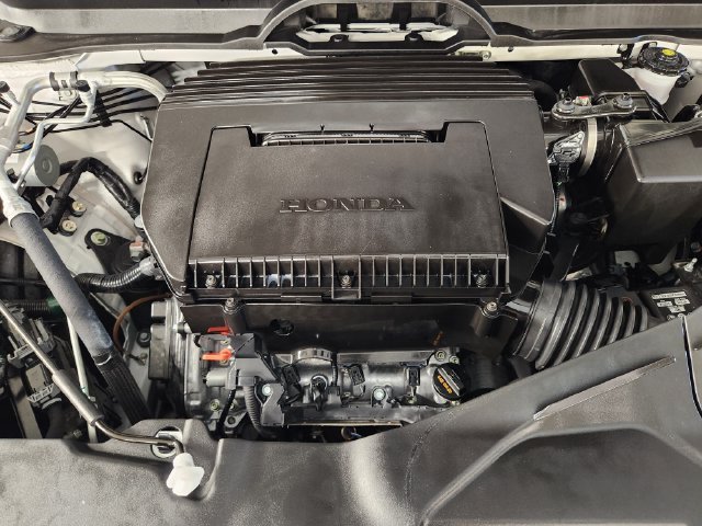 Used 2025 Honda Pilot EX-L image 32