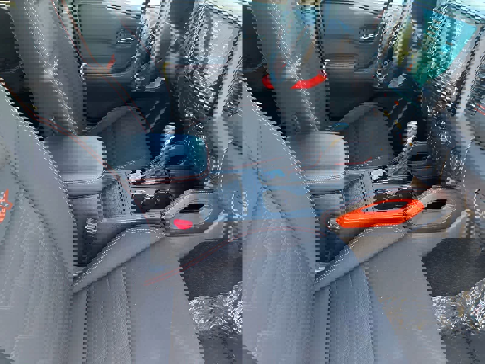 Certified 2022 Nissan Frontier Pro-X image 12