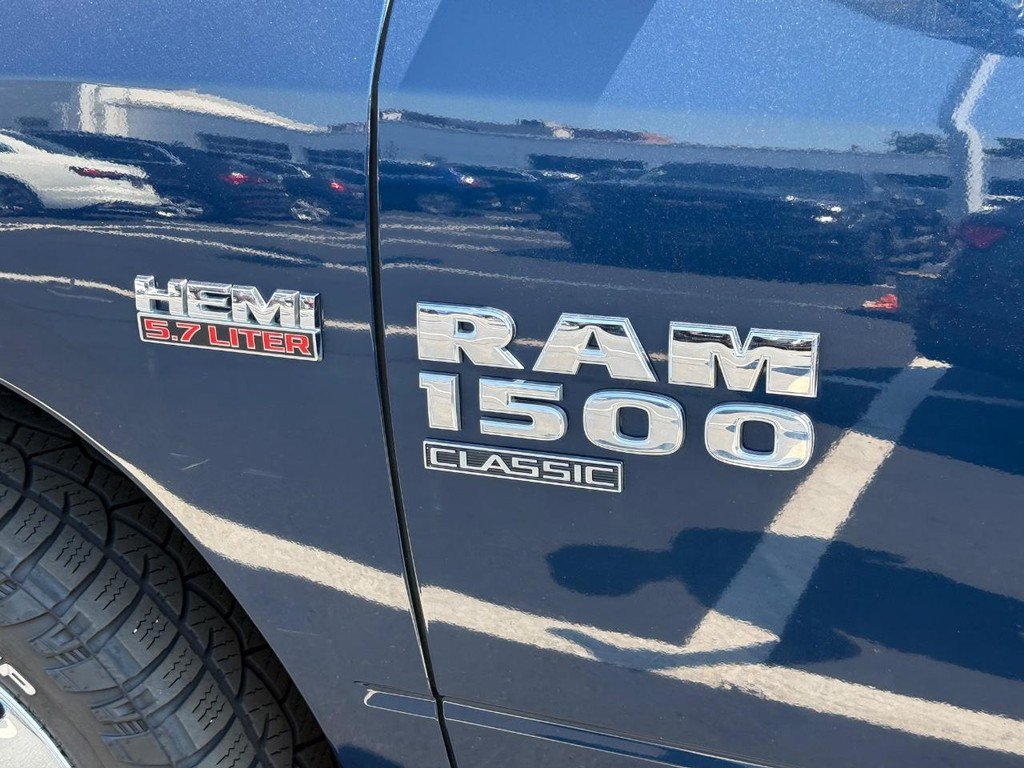 Used 2019 RAM 1500 Big Horn AWD/4WD image 8