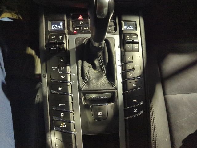 Used 2021 Porsche Macan AWD/4WD image 9