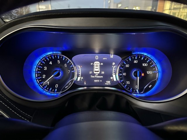 Used 2023 Chrysler Pacifica Limited w/ S Appearance Package image 27