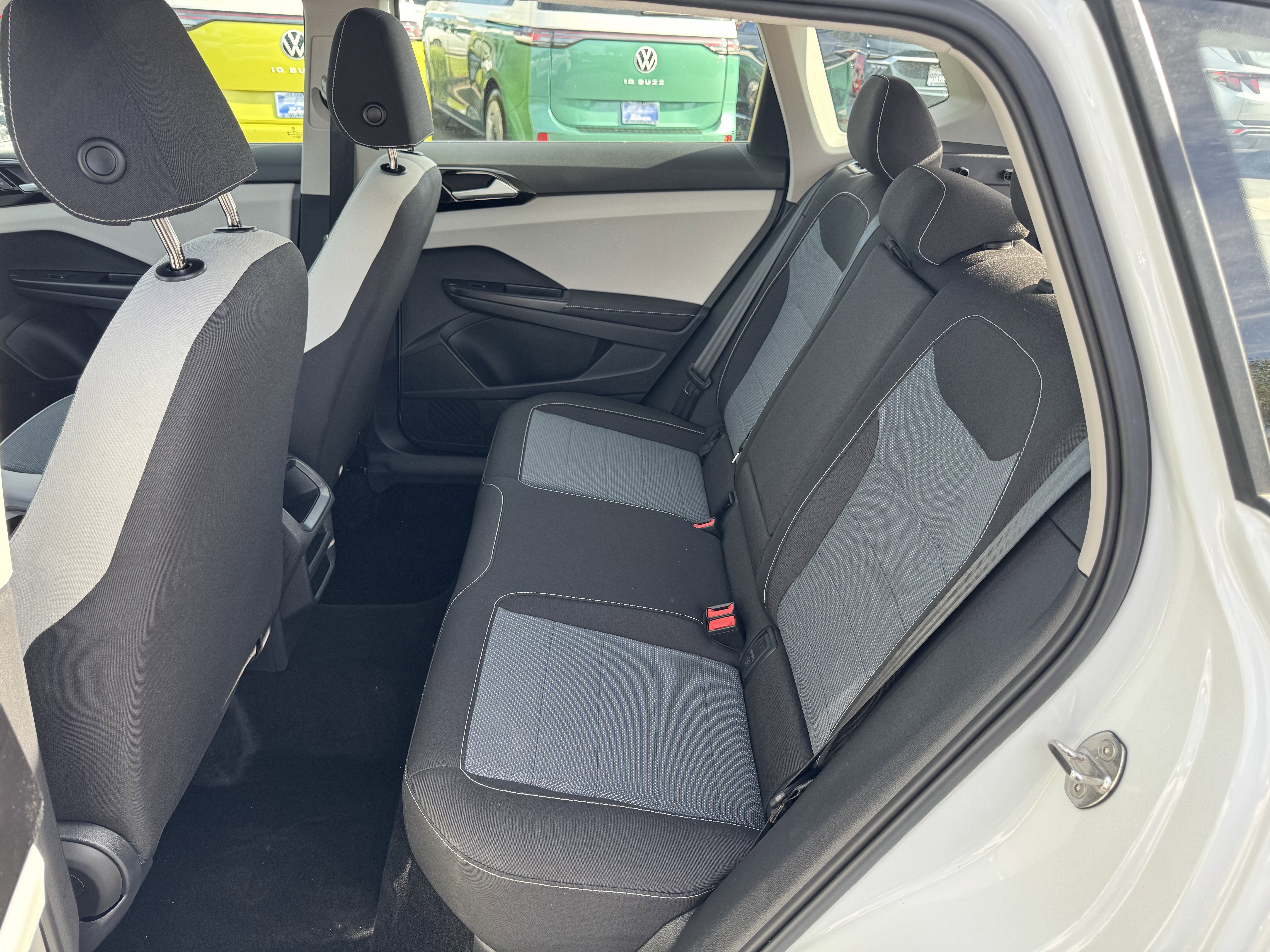 Used 2025 Volkswagen Taos S image 30