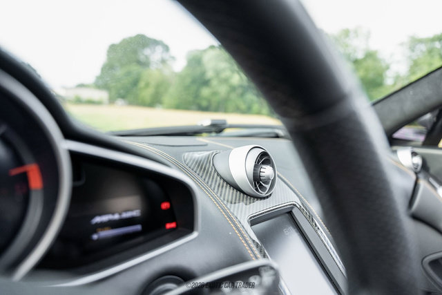 Used 2013 McLaren MP4-12C Spider RWD image 29