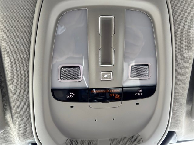 Used 2022 Volvo XC60 B5 Momentum w/ Advanced Package image 25