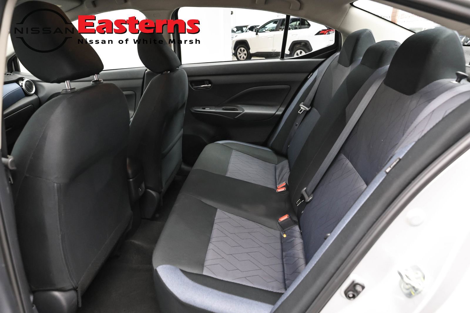 Used 2025 Nissan Versa SV FWD image 20