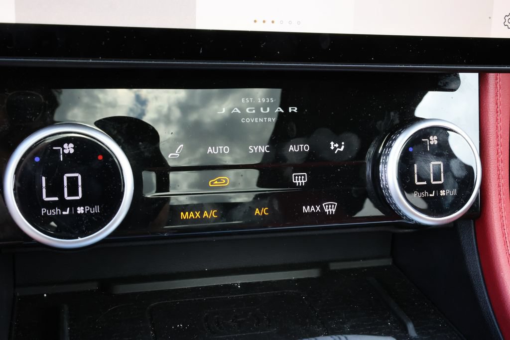Certified 2026 Jaguar F-PACE R-Dynamic S AWD/4WD image 25