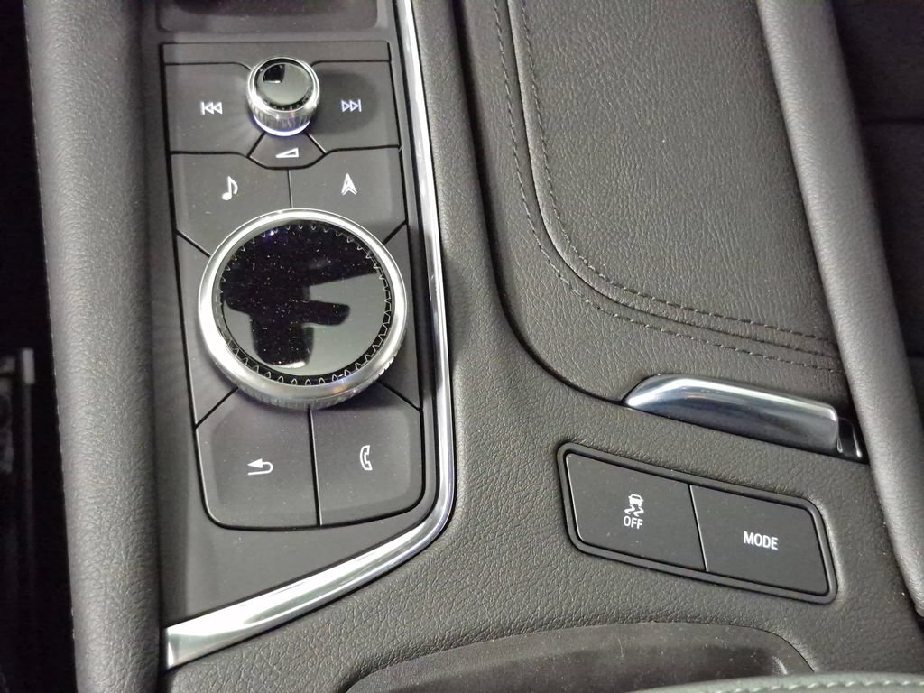 New 2026 Cadillac XT5 Premium Luxury w/ Driver Assist Package FWD image 19