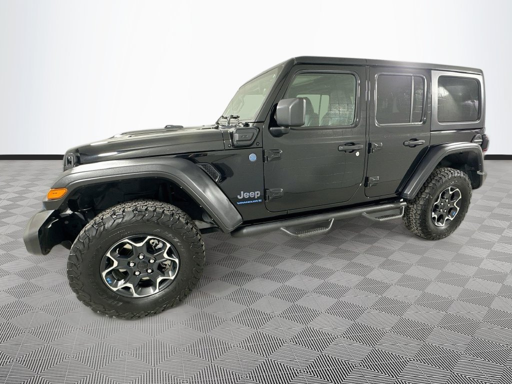 Used 2023 Jeep Wrangler Unlimited Rubicon 4xe w/ Cold Weather Group AWD/4WD image 4