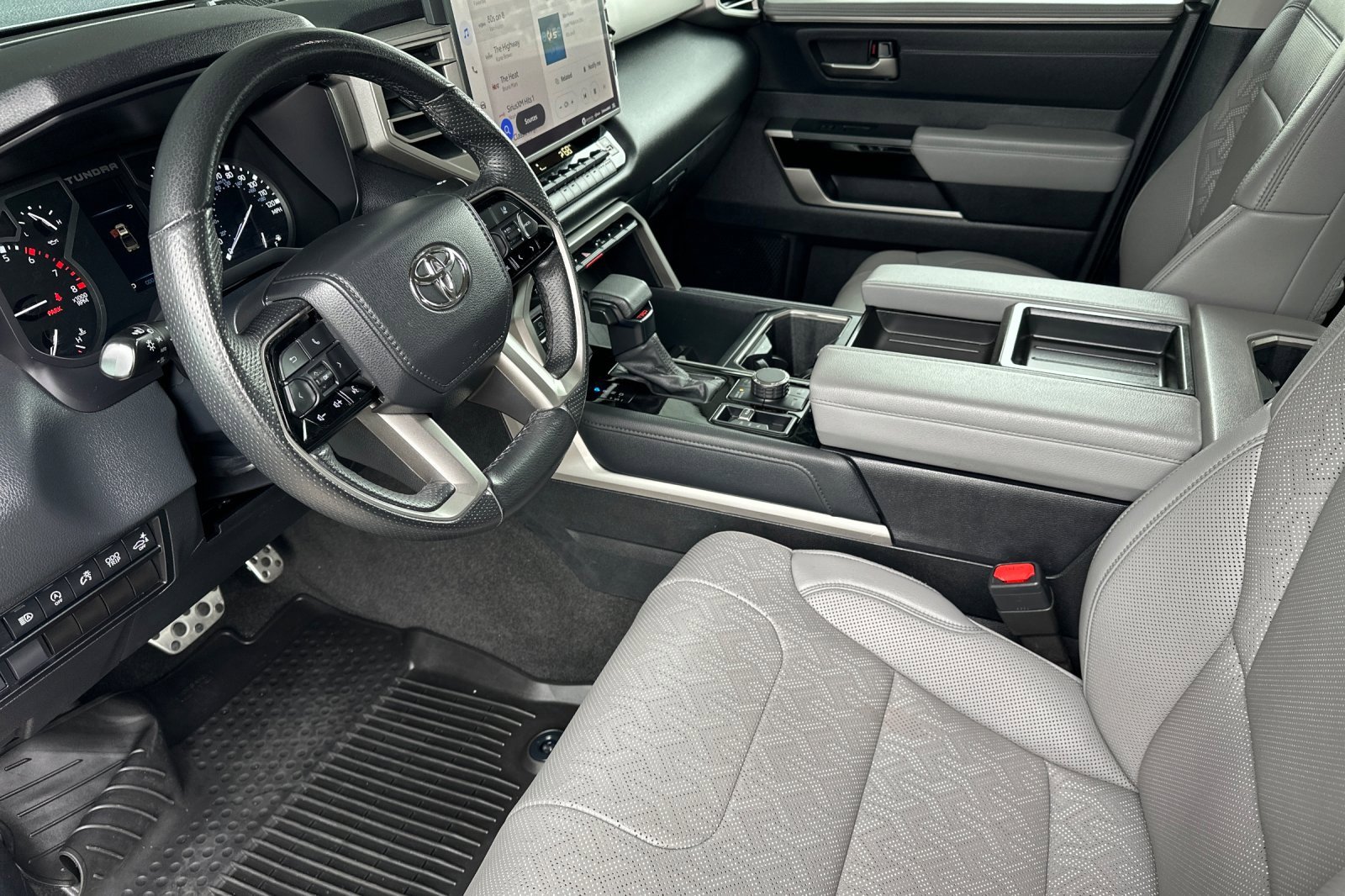 Used 2022 Toyota Tundra Limited w/ TRD Off-Road Package image 12