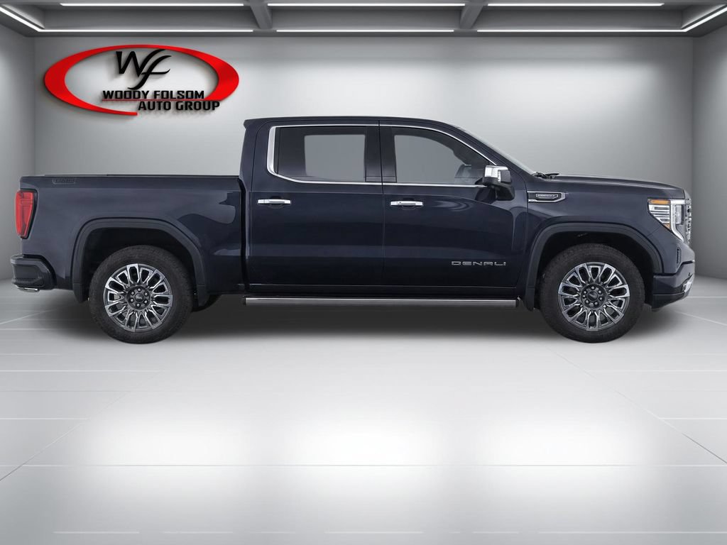 Used 2023 GMC Sierra 1500 Denali Ultimate AWD/4WD image 9