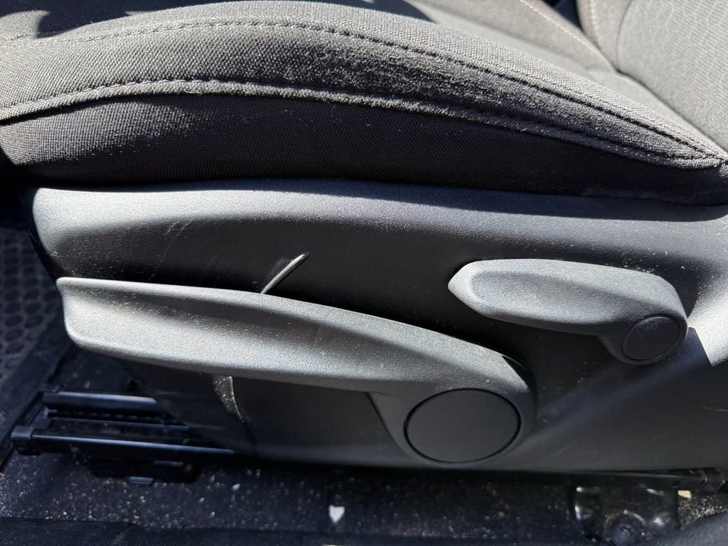 Used 2021 Jeep Compass Sport w/ Cold Weather Group image 13