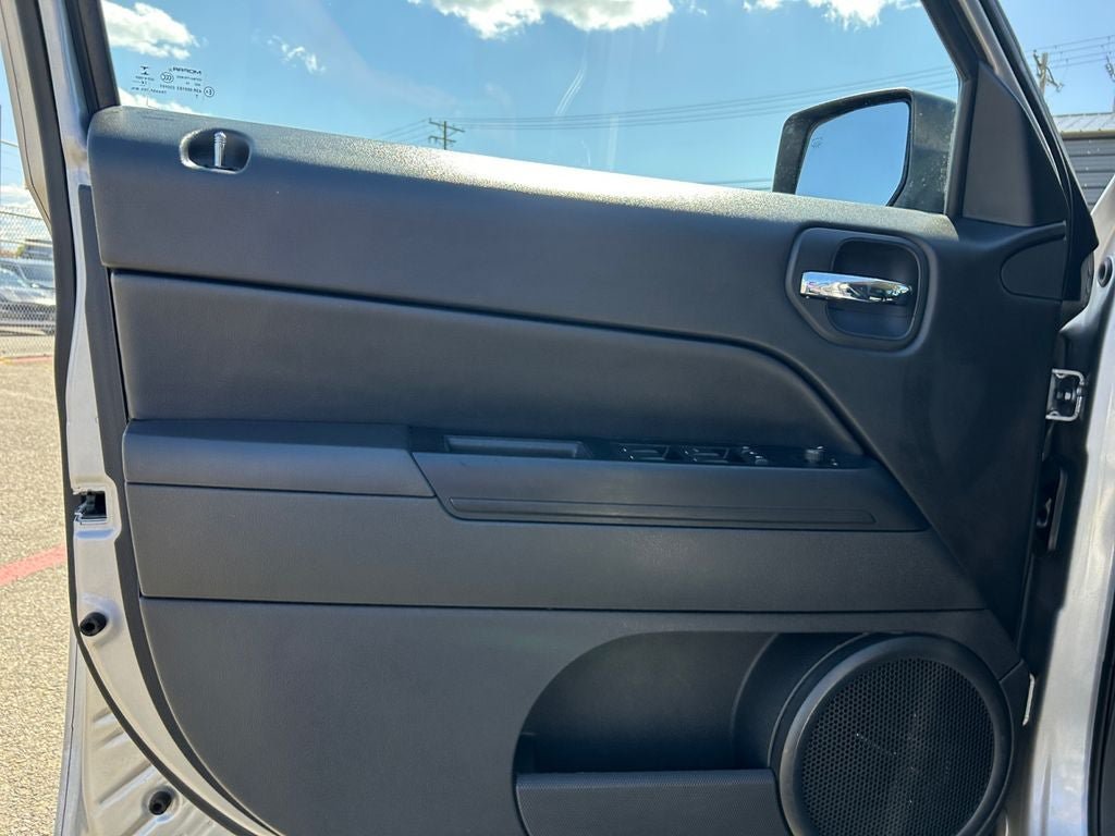Used 2015 Jeep Patriot Sport w/ Power Value Group AWD/4WD image 20
