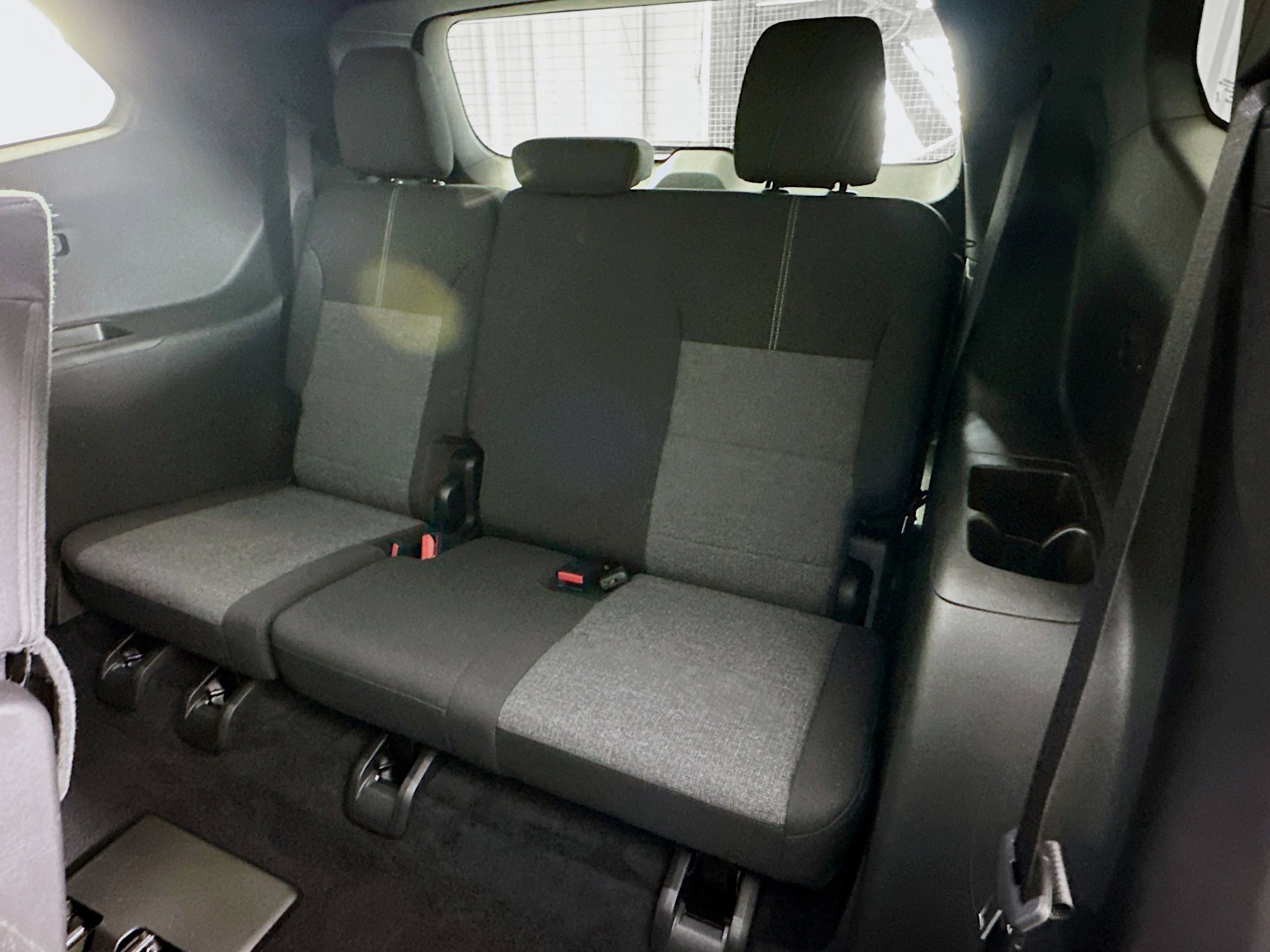 Used 2025 GMC Acadia Elevation image 29