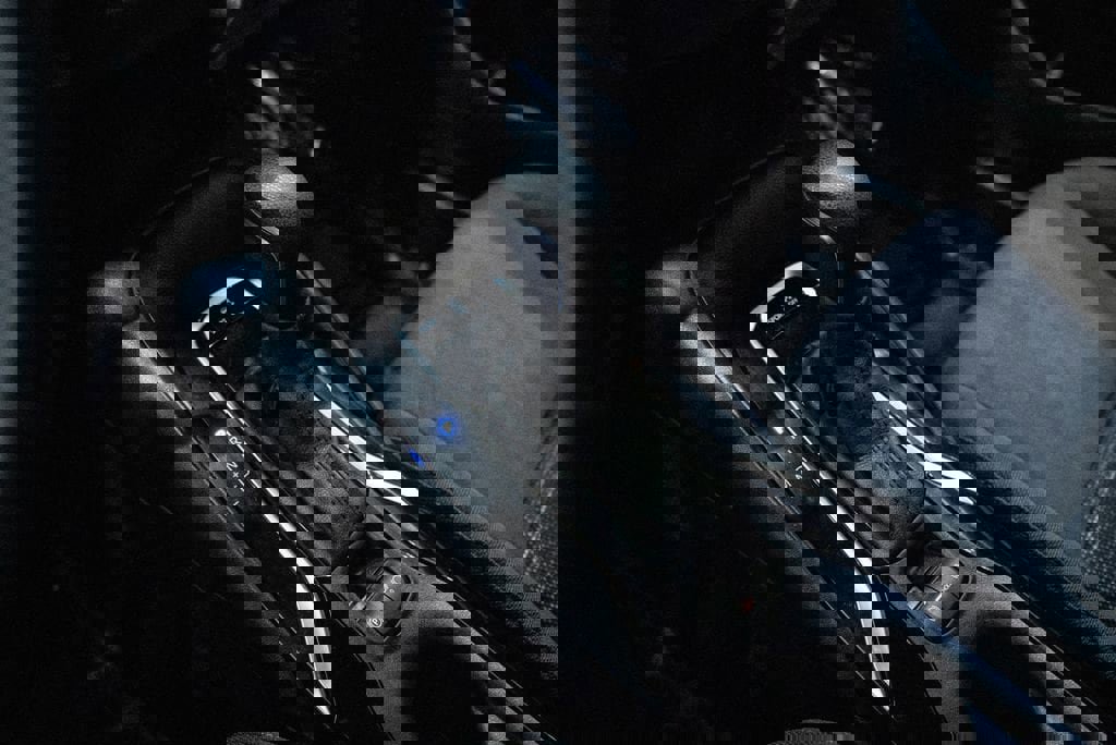 Used 2022 Toyota Corolla SE FWD image 25