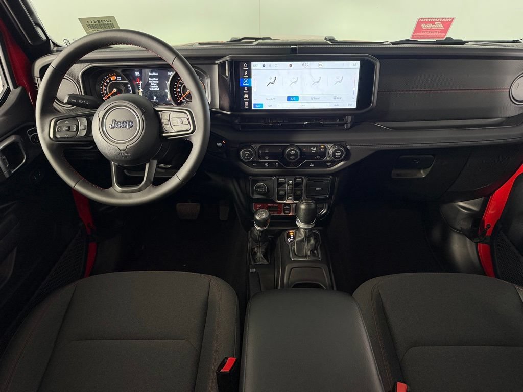Used 2024 Jeep Wrangler Unlimited Rubicon AWD/4WD image 14