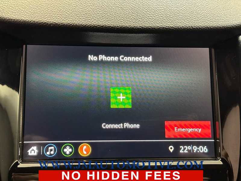 Used 2019 Chevrolet Trax LT w/ LT Convenience Package image 25