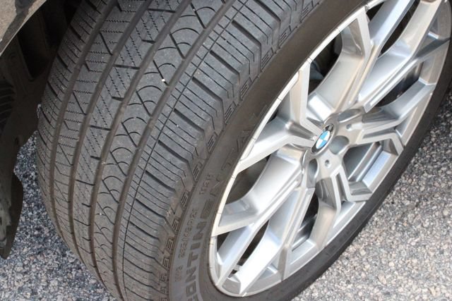 Used 2023 BMW X7 xDrive40i w/ Executive Package AWD/4WD image 41
