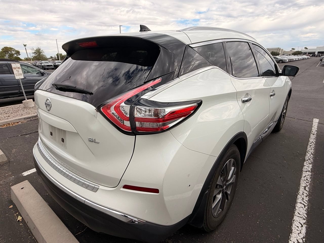 Used 2017 Nissan Murano SL w/ SL Technology Package FWD image 5