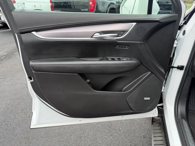 Certified 2018 Cadillac XT5 Luxury w/ Driver Awareness Package AWD/4WD image 18