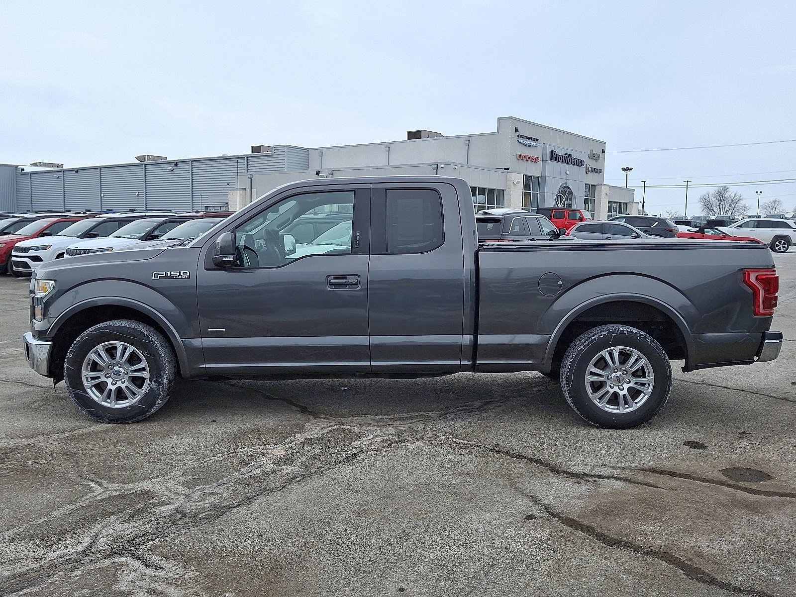Used 2016 Ford F150 Lariat w/ Equipment Group 501A Mid image 4