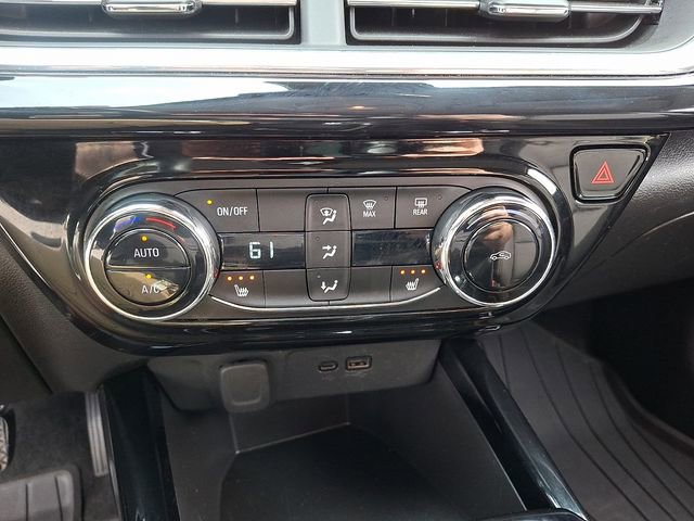 Used 2024 Chevrolet Trax ACTIV w/ Driver Confidence Package image 16