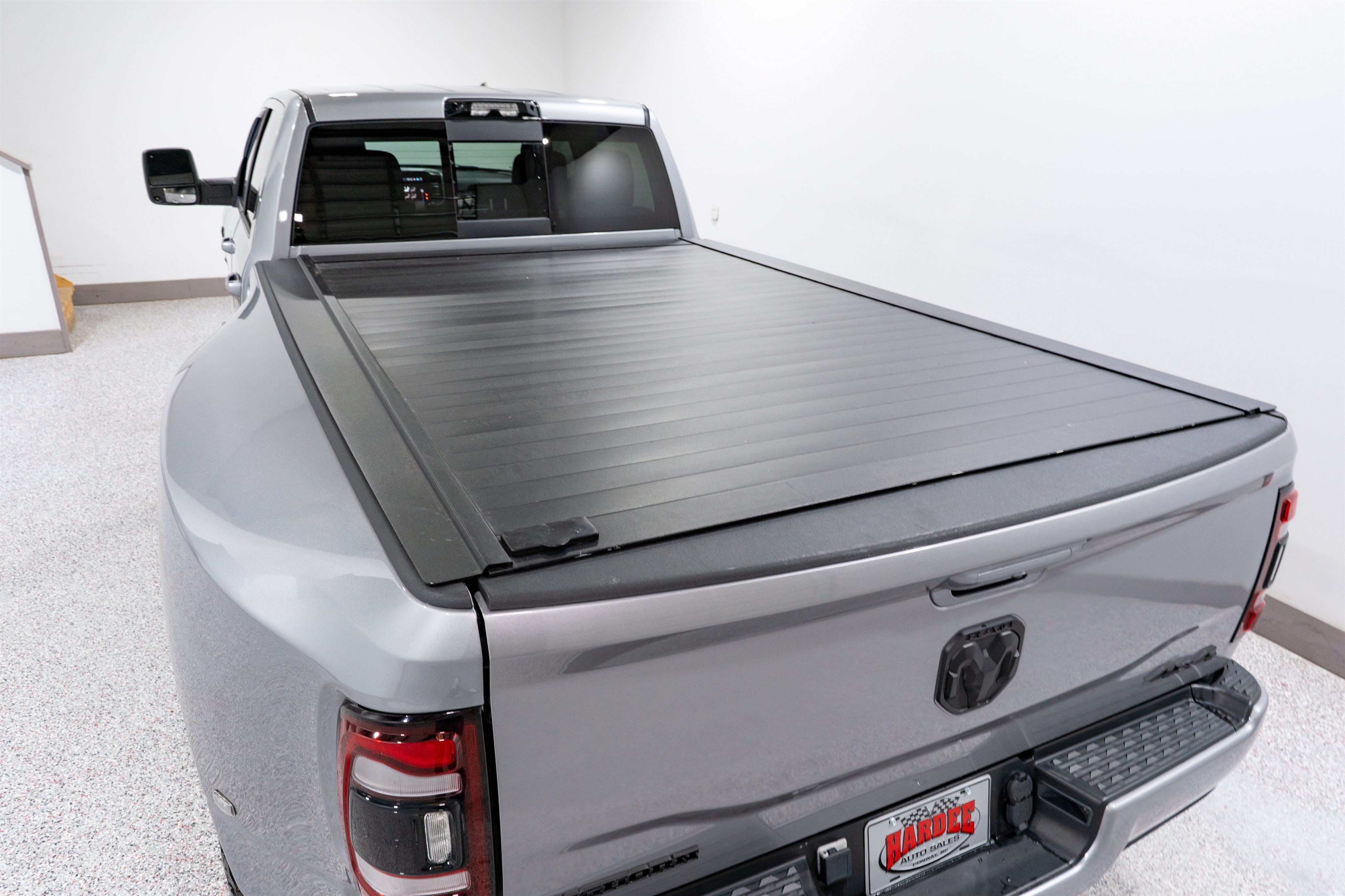Used 2024 RAM 3500 Big Horn w/ Night Edition AWD/4WD image 12