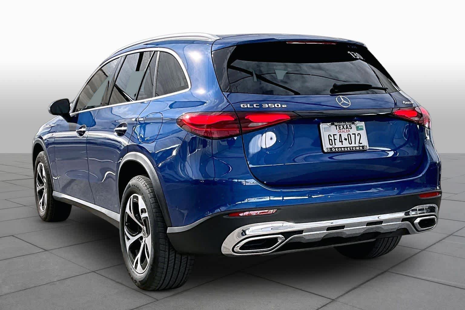 Used 2025 Mercedes-Benz GLC 350e 4MATIC image 12