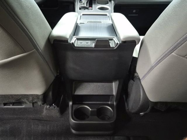 Used 2026 Toyota Sienna XLE image 15