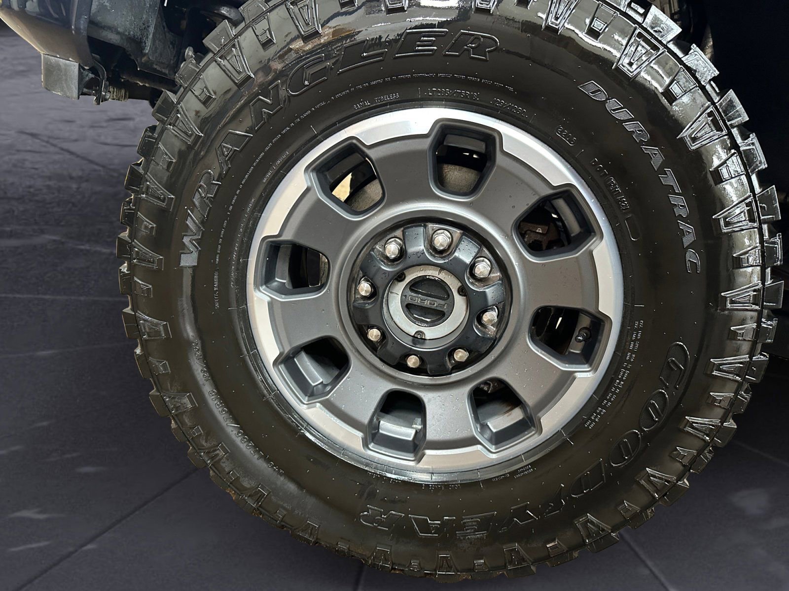 Certified 2024 Ford F250 Platinum w/ Tremor Off-Road Package AWD/4WD image 14
