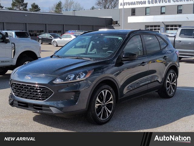 Certified 2022 Ford Escape SE w/ SE Sport Appearance Package