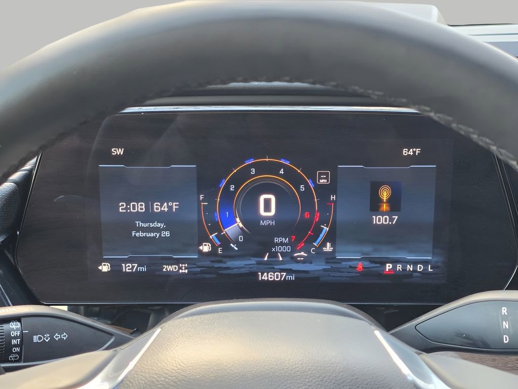 Used 2025 Chevrolet Suburban High Country image 28