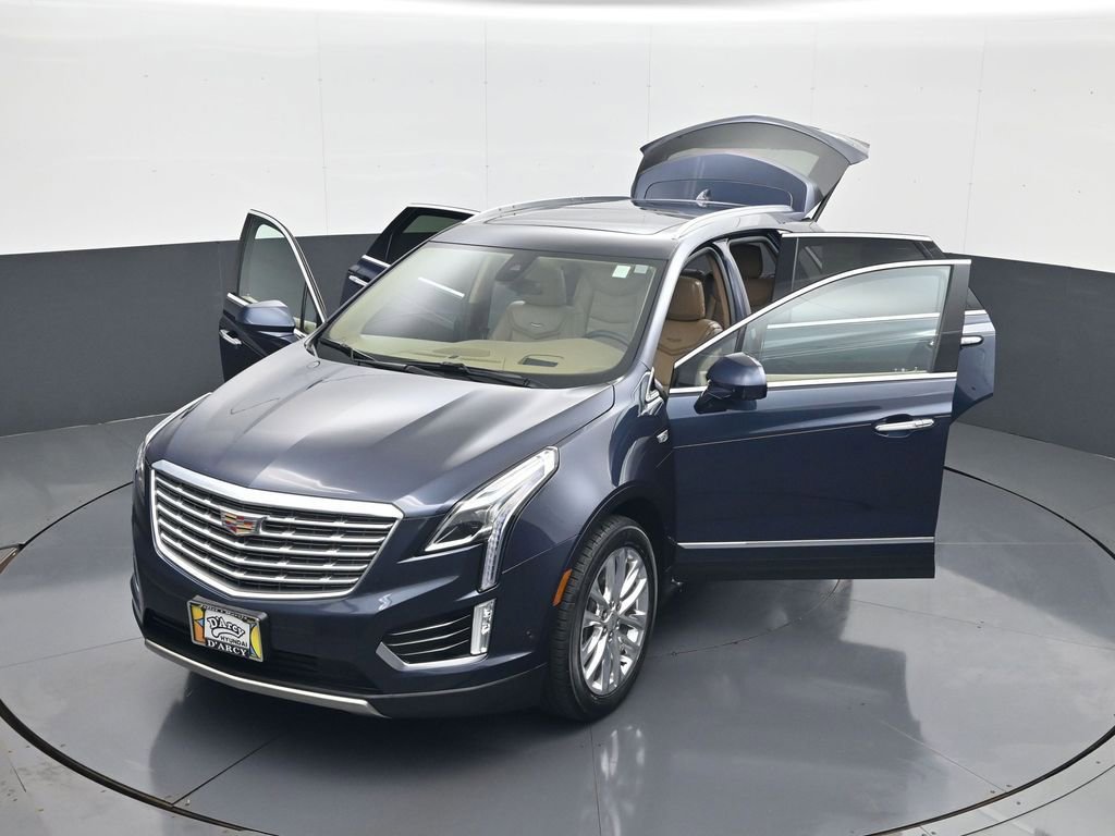 Used 2018 Cadillac XT5 Platinum w/ Driver Assist Package AWD/4WD image 30