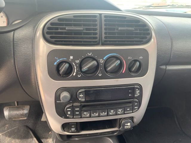 Used 2005 Dodge Neon SXT image 7