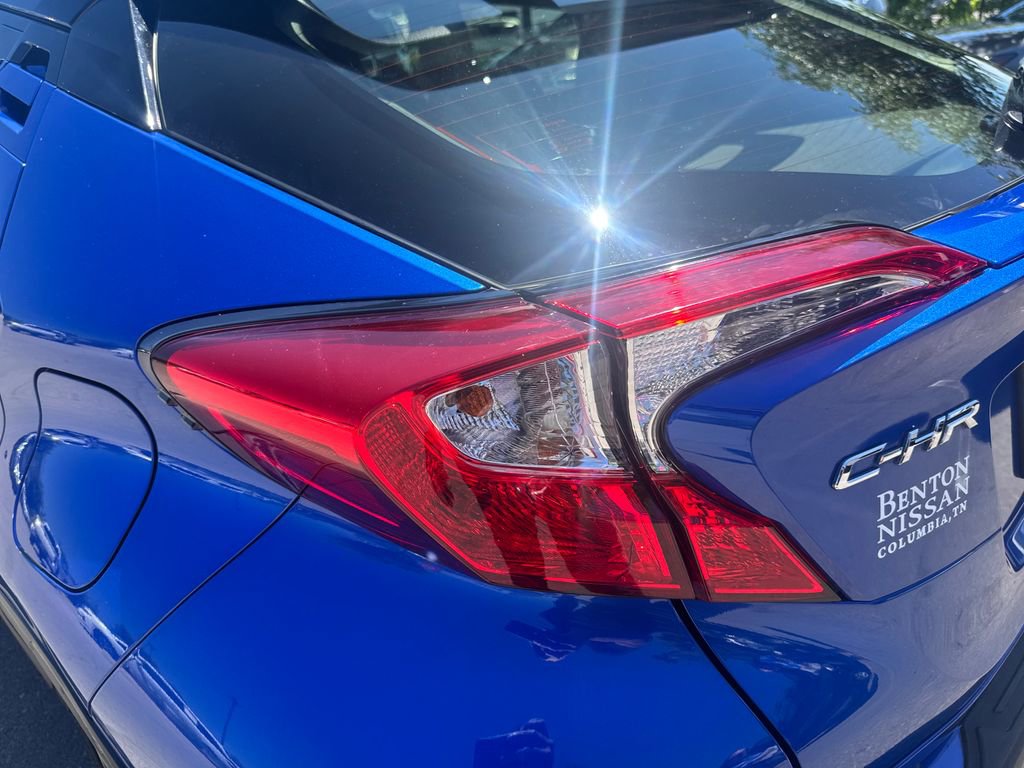 Used 2020 Toyota C-HR Limited FWD image 38