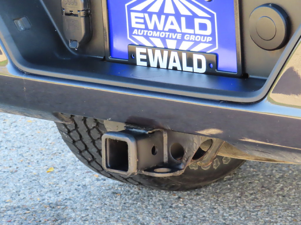 Used 2023 Chevrolet Silverado 1500 Custom AWD/4WD image 12