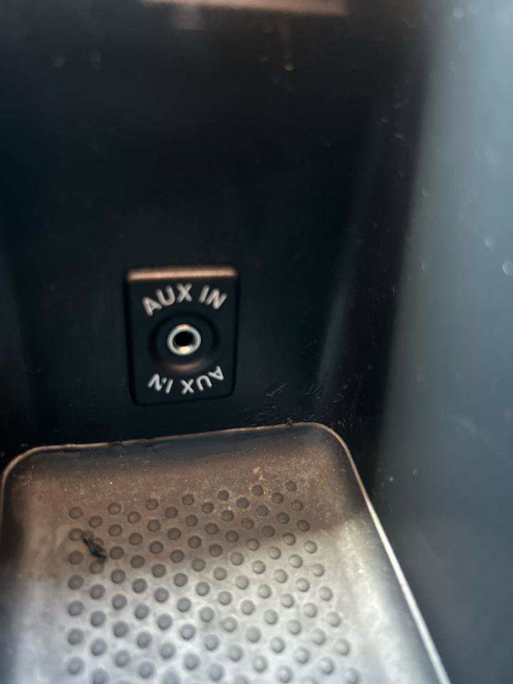 Used 2014 Volkswagen Golf 4-Door image 21