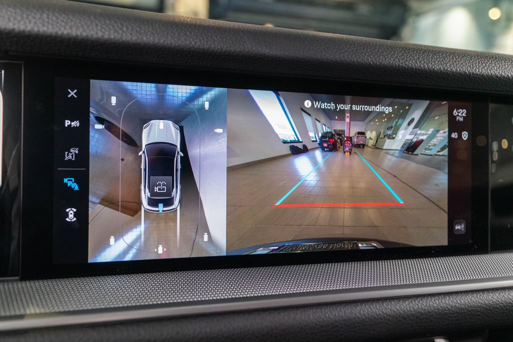 New 2025 Porsche Cayenne Coupe AWD/4WD image 30