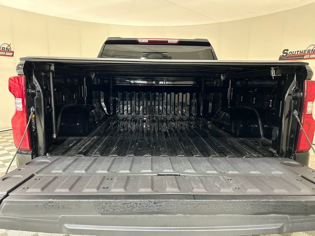Used 2024 Chevrolet Silverado 1500 LT Trail Boss AWD/4WD image 5