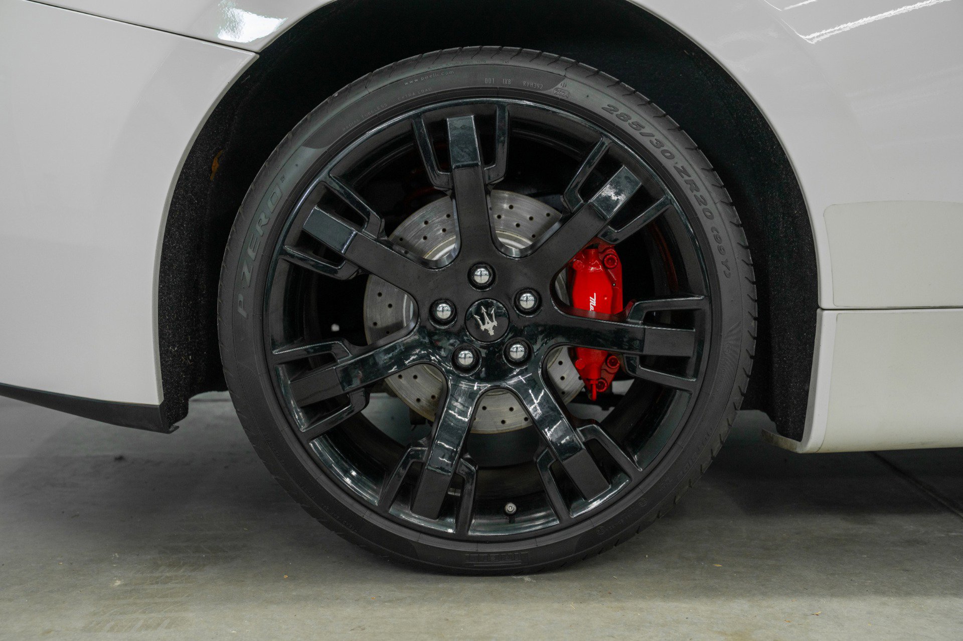 Used 2016 Maserati GranTurismo Sport RWD image 36