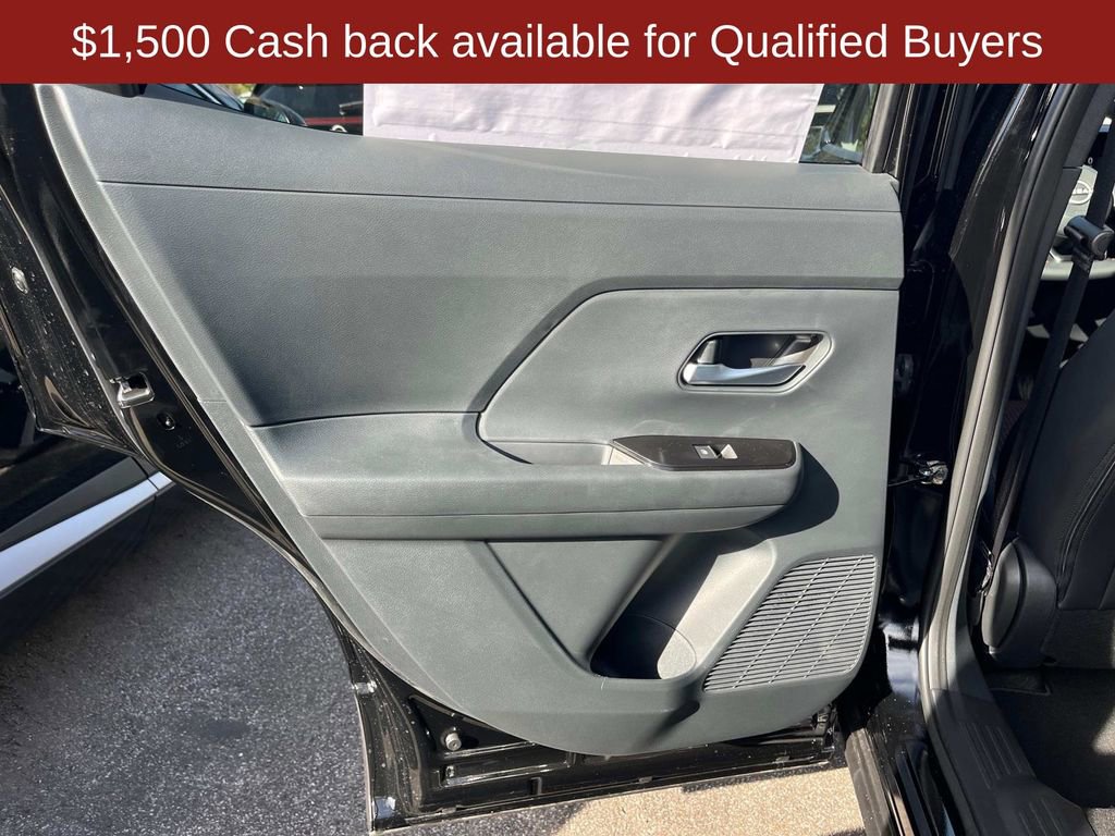 New 2026 Nissan Kicks SR w/ Cold Weather Package image 20