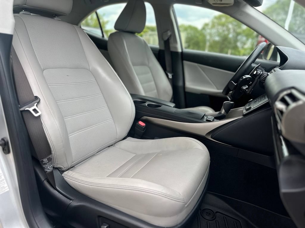 Used 2015 Lexus IS 350 AWD w/ Luxury Package image 11