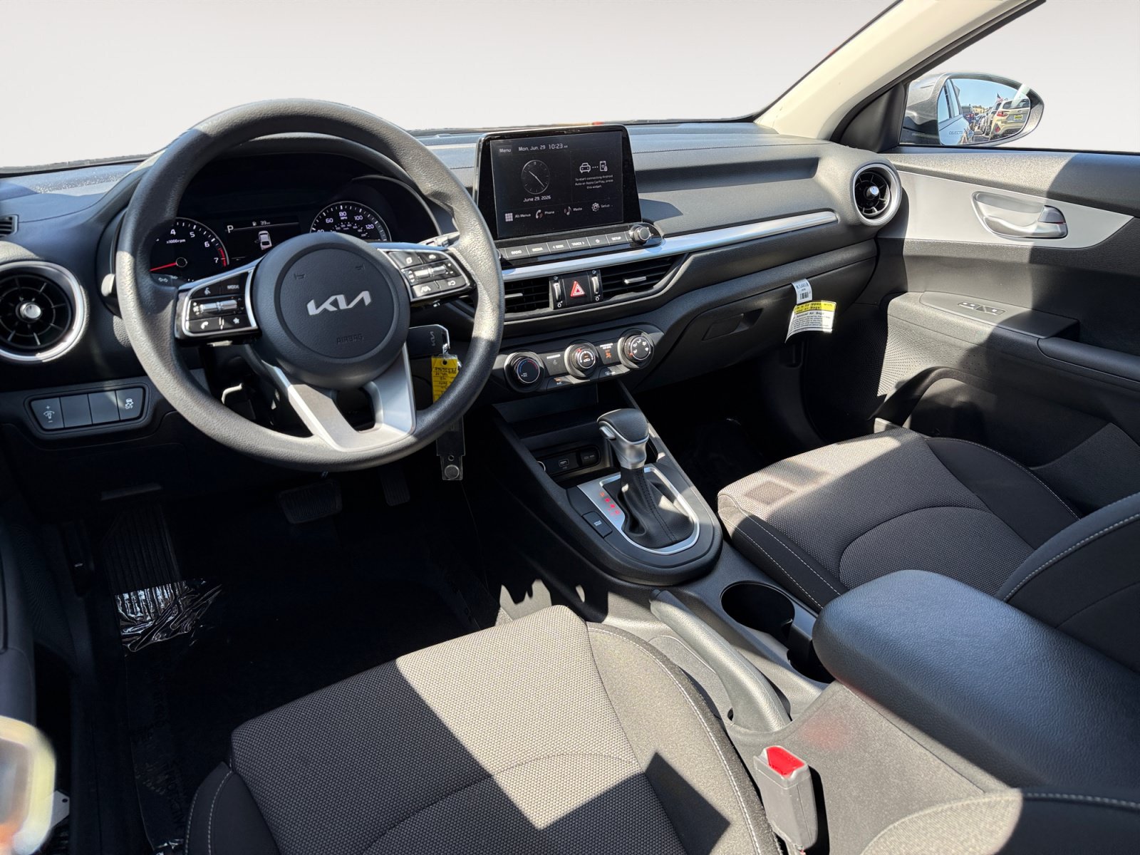 Used 2023 Kia Forte LXS FWD image 15