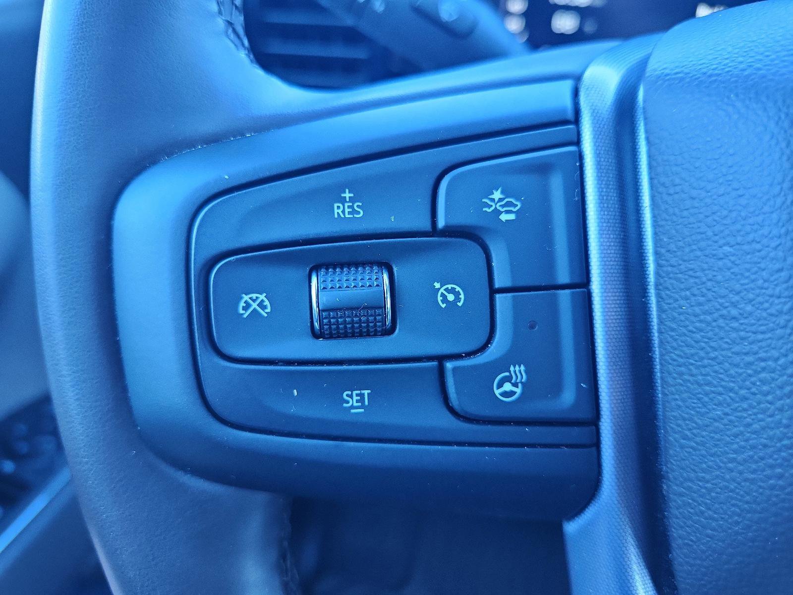 Used 2025 GMC Sierra 1500 SLE image 24