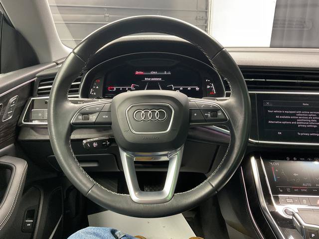 Used 2023 Audi Q8 Premium Plus AWD/4WD image 16