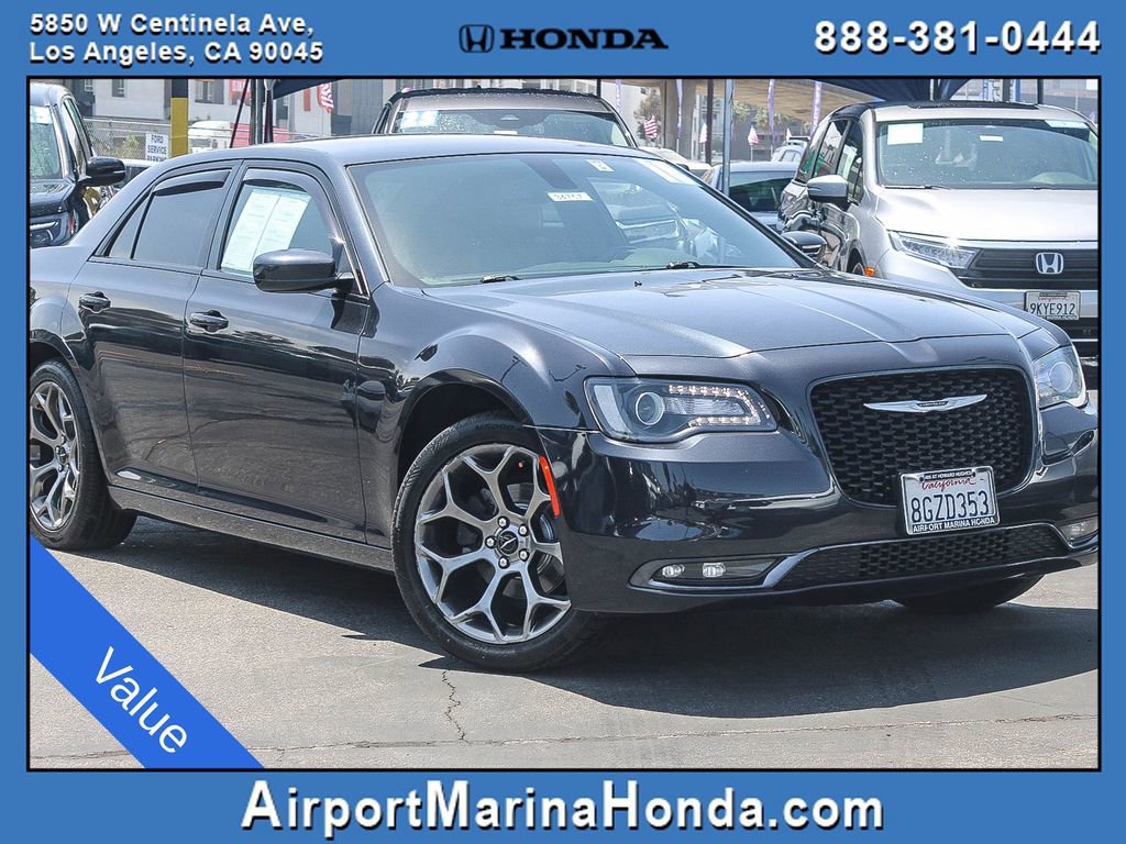 Used 2018 Chrysler 300 S RWD video 1